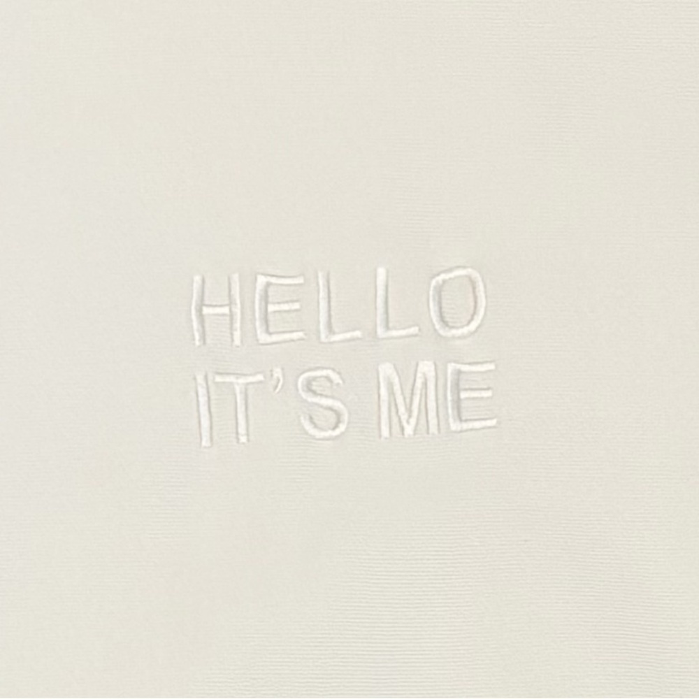 "Hello Its Me" Embroidered Cream Crewneck Sweatshirt 2XL Adele Official Merch - Picture 2 of 11